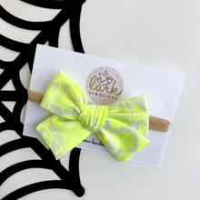 Load image into Gallery viewer, neon web | lark bow