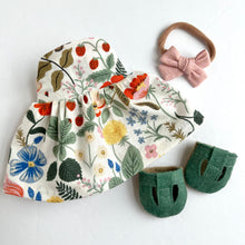Load image into Gallery viewer, strawberry fields | outfit