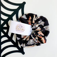 Load image into Gallery viewer, bats | scrunchie