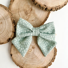 Load image into Gallery viewer, laurel | sailor bow