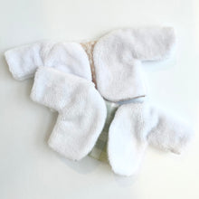 Load image into Gallery viewer, fleece sweater | accessory