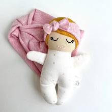 Load image into Gallery viewer, red | baby ragdoll