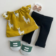 Load image into Gallery viewer, alpacas | top & leggings