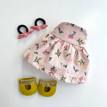 Load image into Gallery viewer, blush petite fleurs | outfit