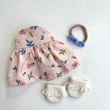 Load image into Gallery viewer, blush petite fleurs | outfit
