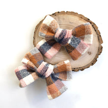 Load image into Gallery viewer, nutmeg plaid | lark bow
