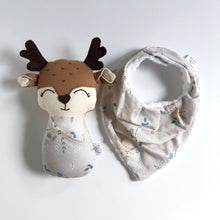 Load image into Gallery viewer, floral bouquet | drool bib