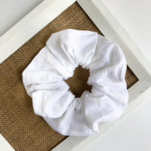 Load image into Gallery viewer, subtle bee | scrunchie