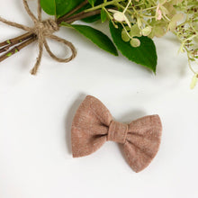 Load image into Gallery viewer, linen classic bow | bronze