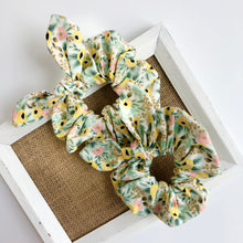 Load image into Gallery viewer, rosa - yellow | scrunchie