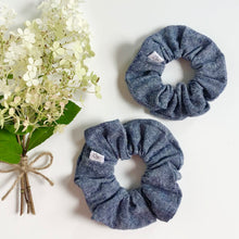 Load image into Gallery viewer, linen scrunchie | denim