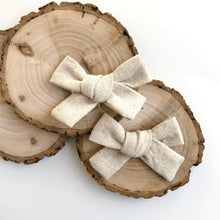Load image into Gallery viewer, natural | school girl bow