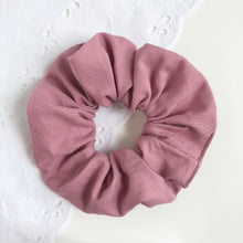Load image into Gallery viewer, scrunchie | foxglove