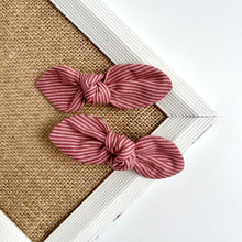 Load image into Gallery viewer, antique rose stripe | knotted bow
