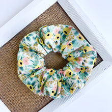 Load image into Gallery viewer, rosa - yellow | scrunchie