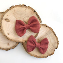 Load image into Gallery viewer, masala | classic bow