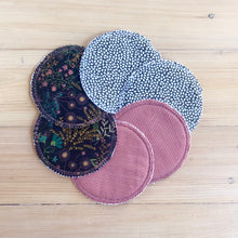 Load image into Gallery viewer, jardin de nuit | reusable nursing pads
