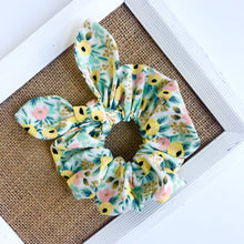 Load image into Gallery viewer, rosa - yellow | scrunchie