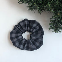 Load image into Gallery viewer, buffalo plaid-black | scrunchie