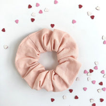 Load image into Gallery viewer, blush | scrunchie