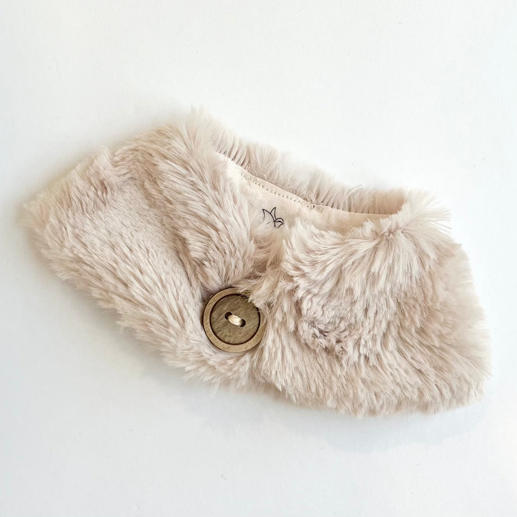 faux fur wrap | accessory