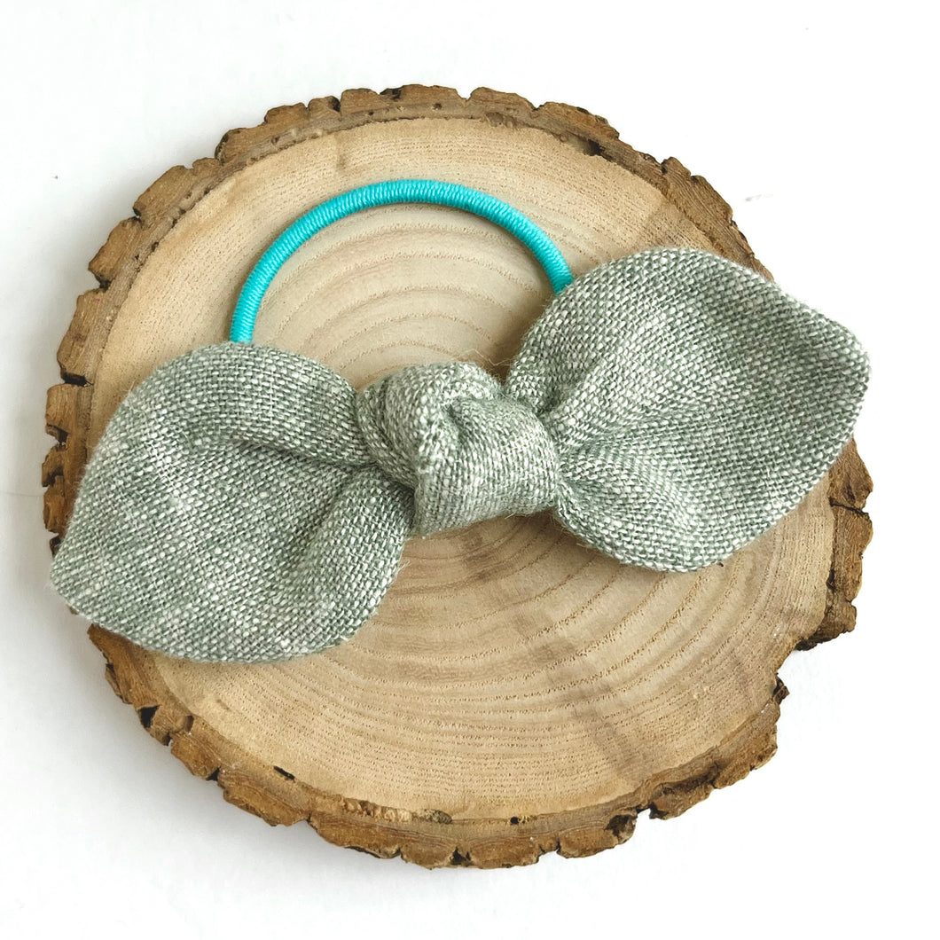 sage | knotted bow