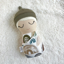 Load image into Gallery viewer, neutral rainbows | swaddle bébé
