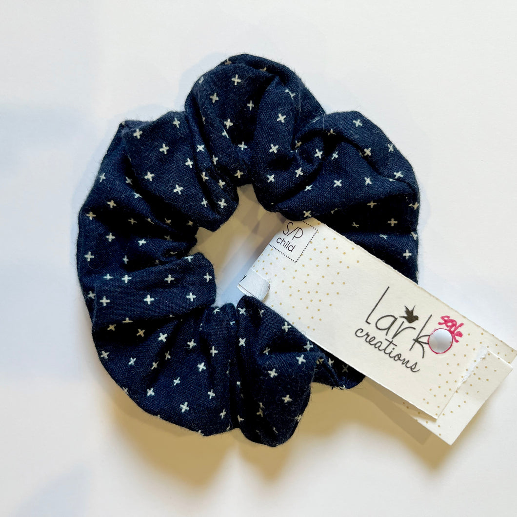 add it up - navy | scrunchie