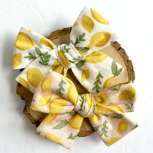 Load image into Gallery viewer, lemons-white | lark bow

