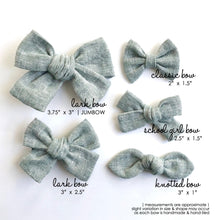 Load image into Gallery viewer, nutmeg plaid | classic bow
