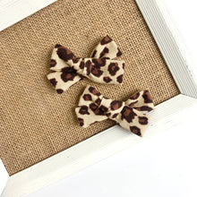 Load image into Gallery viewer, leopard | school girl bow
