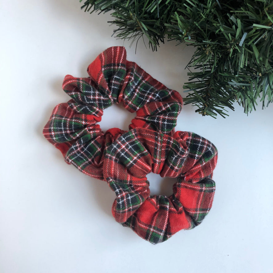 tartan plaid | scrunchie