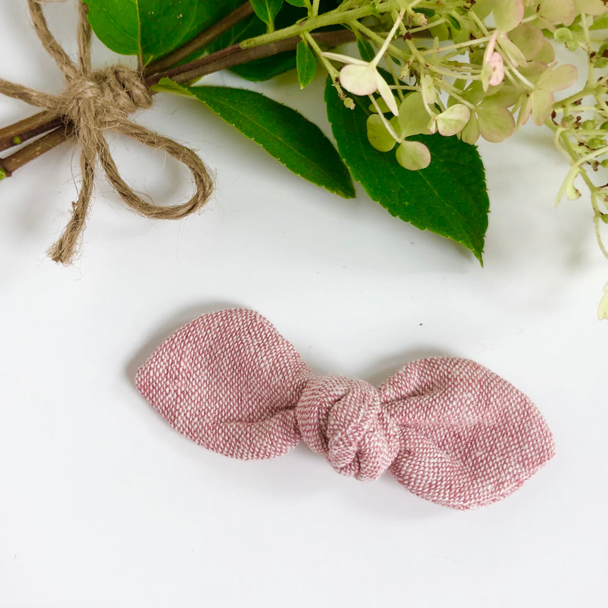 linen knotted bow | berry