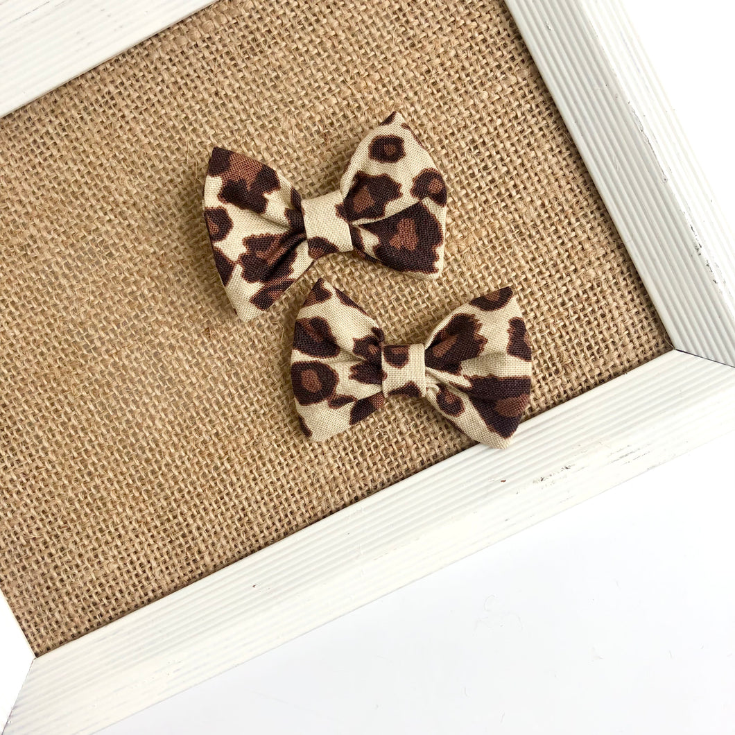 leopard | classic bow