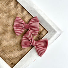 Load image into Gallery viewer, antique rose stripe | classic bow
