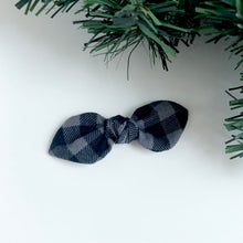 Load image into Gallery viewer, buffalo plaid-black | knotted bow
