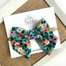 Load image into Gallery viewer, rosa - chambray | sailor bow
