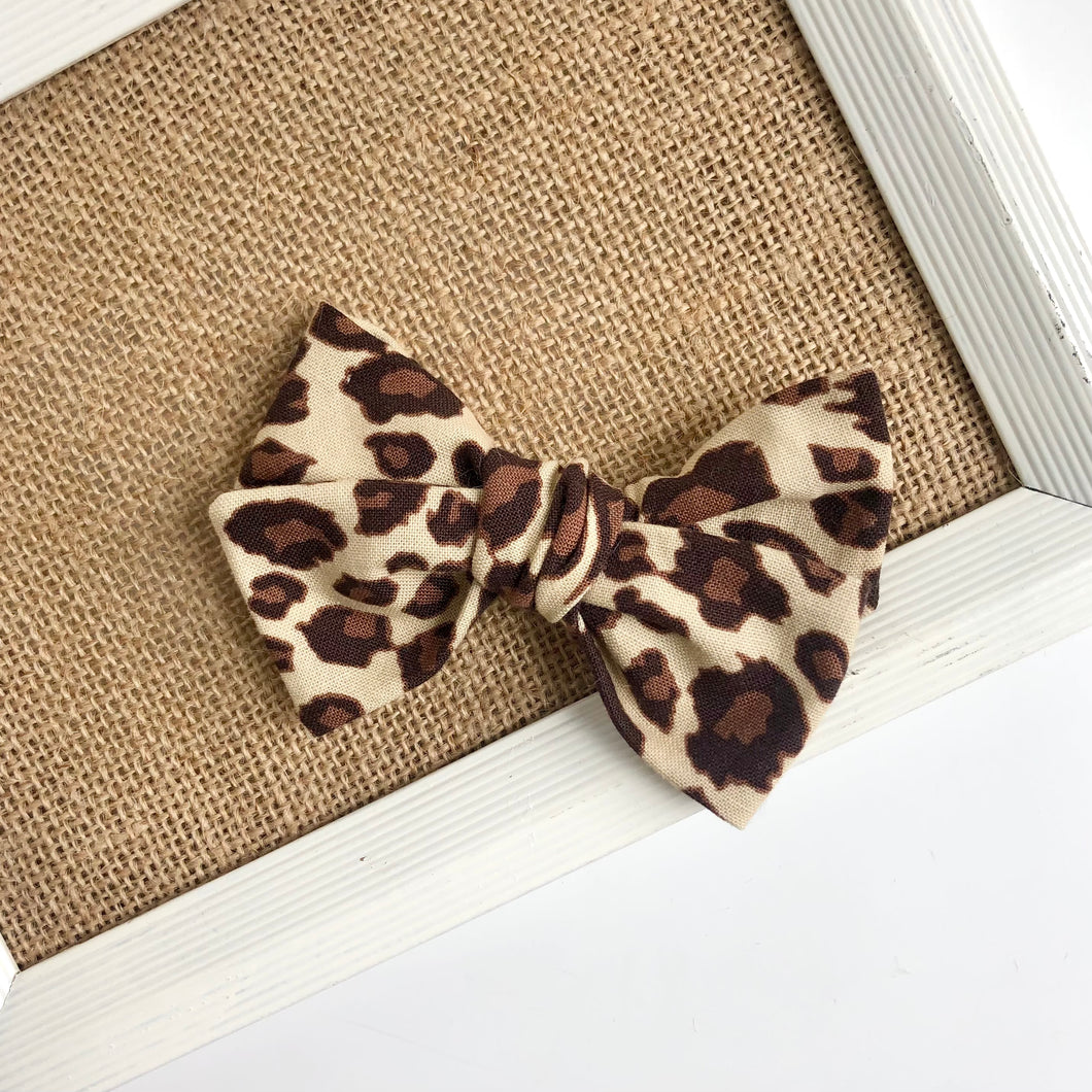 leopard | lark bow