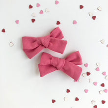 Load image into Gallery viewer, candy pink | school girl bow
