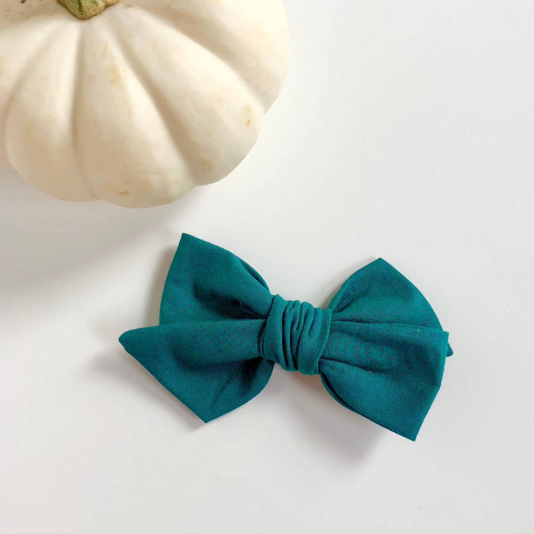 emerald | pinwheel bow