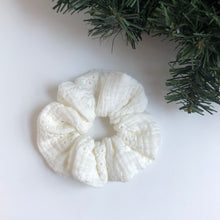 Load image into Gallery viewer, embroidered gauze-white | scrunchie
